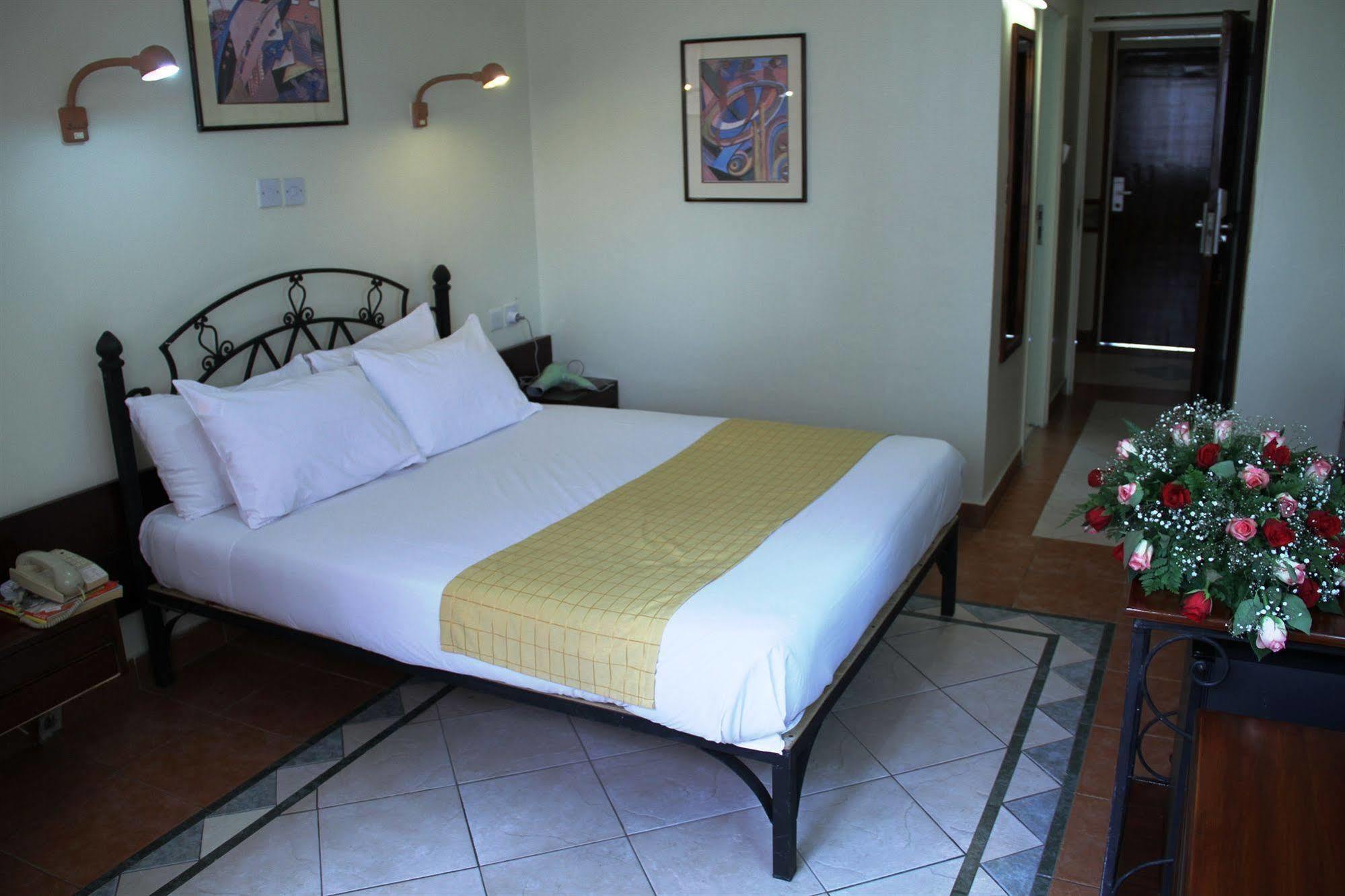 Sentrim 680 Hotel Найроби Екстериор снимка